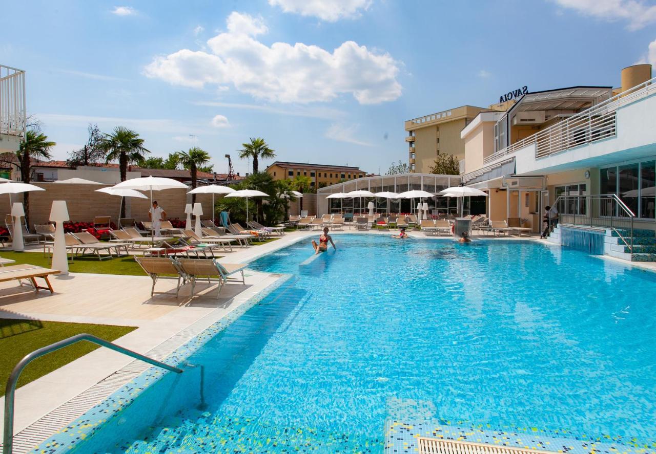 Palace Hotel Meggiorato อาบาโนแตร์เม ภายนอก รูปภาพ
